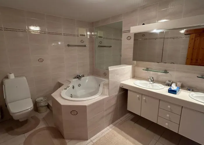 Mountain View Perfect Retreat In Crans 아파트 *